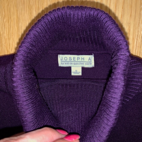🔥 Deep purple Joseph A turtleneck - Picture 3 of 3